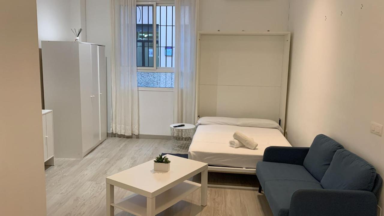 Estupendo Estudio Al Lado De Plaza La Merced Málaga Kültér fotó